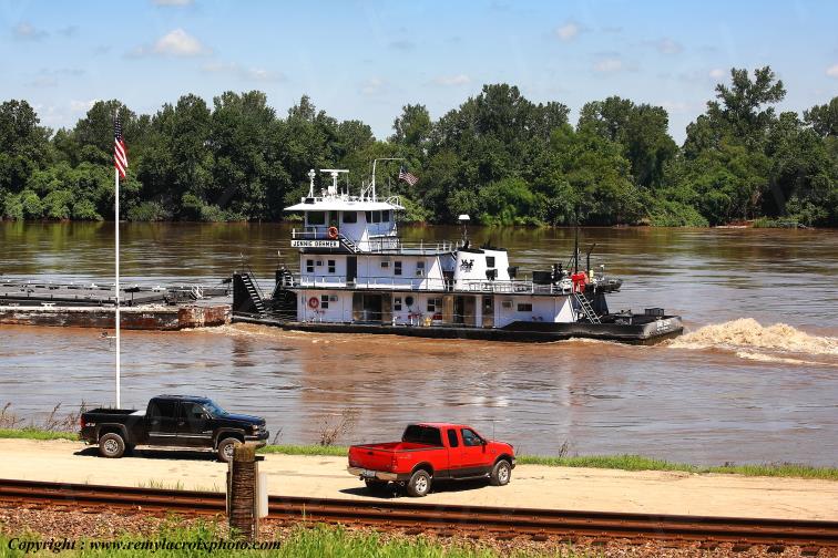 Waverly Harbor Missouri USA www.remylacroixphoto.com