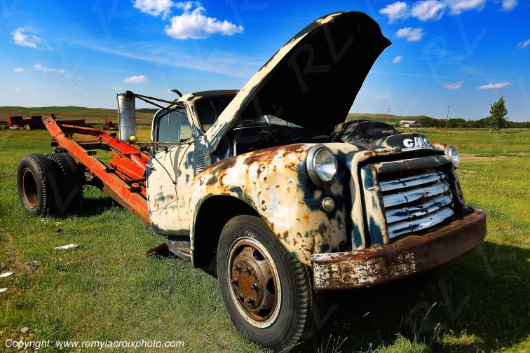 GMC Truck wreck Saskatchewan Canada www.remylacroixphoto.com #wreck #gmc