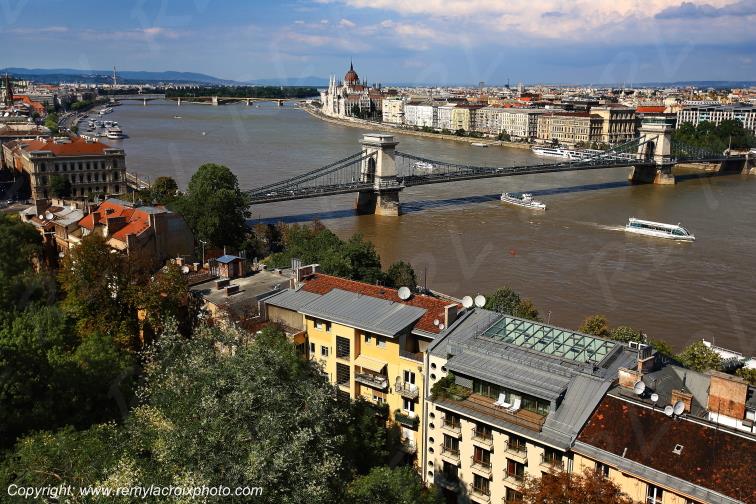 Budapest Danube River Parlement Hongrie Hungary Europe Europ www.remylacroixphoto.com