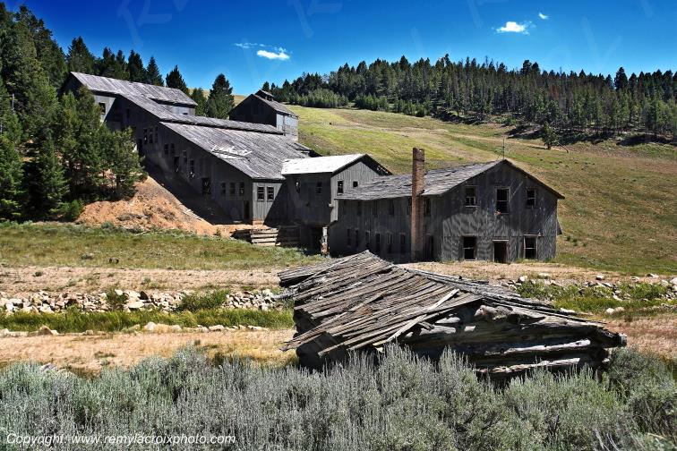 Comet Ghost Town Ville fant�me Comet Montana Rocky Mountains USA www.remylacroixphoto.com #montana #comet #ghosttown
