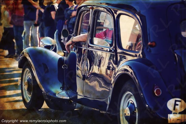 Embouteillage de Lapalisse Route Nationale 7 Allier Auvergne Rh�ne-Alpes France www.remylacroixphoto.com