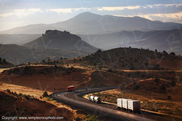 Pleasant Valley Oregon USA www.remylacroixphoto.com