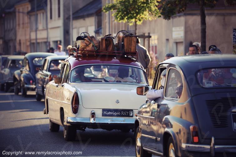 Simca Ariane 4 Embouteillage de Lapalisse Route Nationale 7 Allier Auvergne Rh�ne-Alpes France www.remylacroixphoto.com
