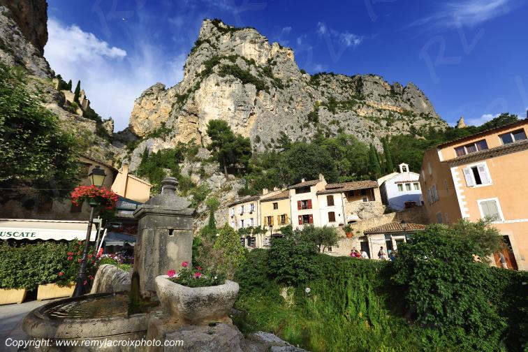 Moustiers Sainte Marie Alpes de Haute-Provence PACA France www.remylacroixphoto.com