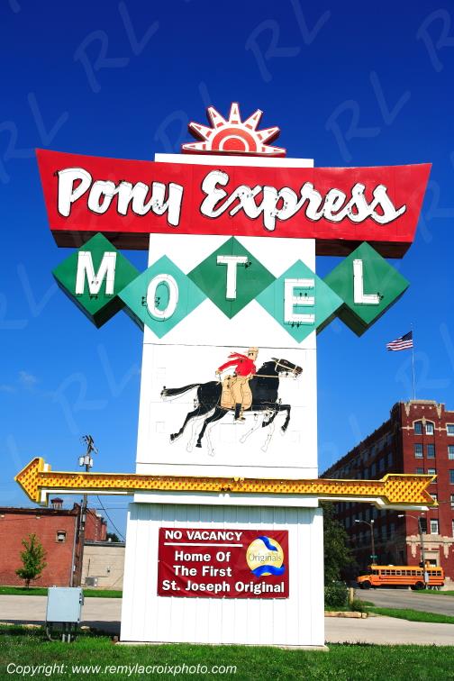 Saint Joseph Missouri USA www.remylacroixphoto.com