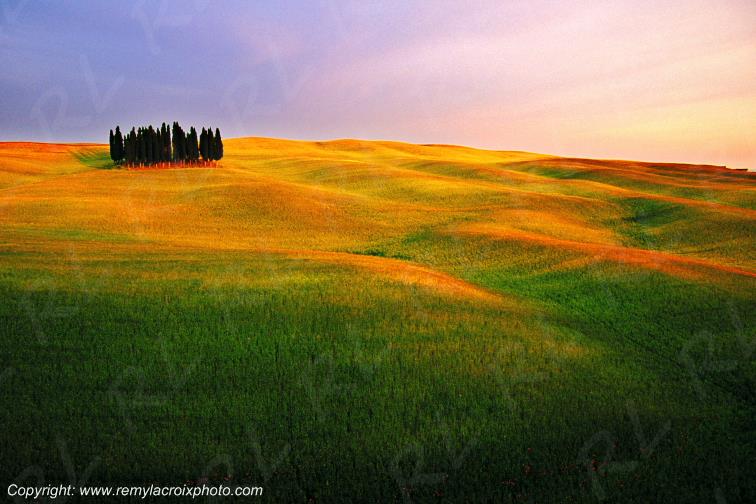 Crete Senesi Val d'Orcia Tuscany Italy Toscane Italie www.remylacroixphoto.com