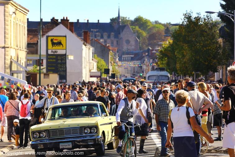 Embouteillage de Lapalisse Route Nationale 7 Allier Auvergne Rh�ne-Alpes France www.remylacroixphoto.com