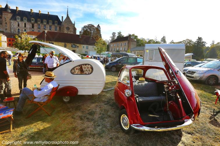 Embouteillage de Lapalisse Route Nationale 7 Allier Auvergne Rh�ne-Alpes France www.remylacroixphoto.com