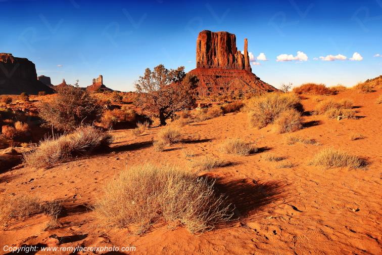 West Mittens Monument Valley Dineh Navajo Utah Arizona USA www.remylacroixphoto.com