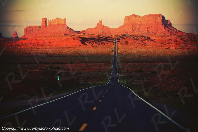 Monument Valley Navajo Dineh Utah USA