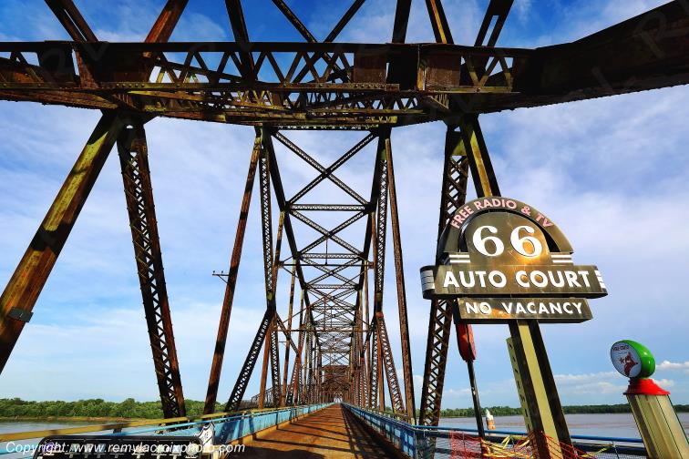 Chain of Rocks Bridge Route 66 Saint Louis Missouri USA www.remylacroixphoto.com