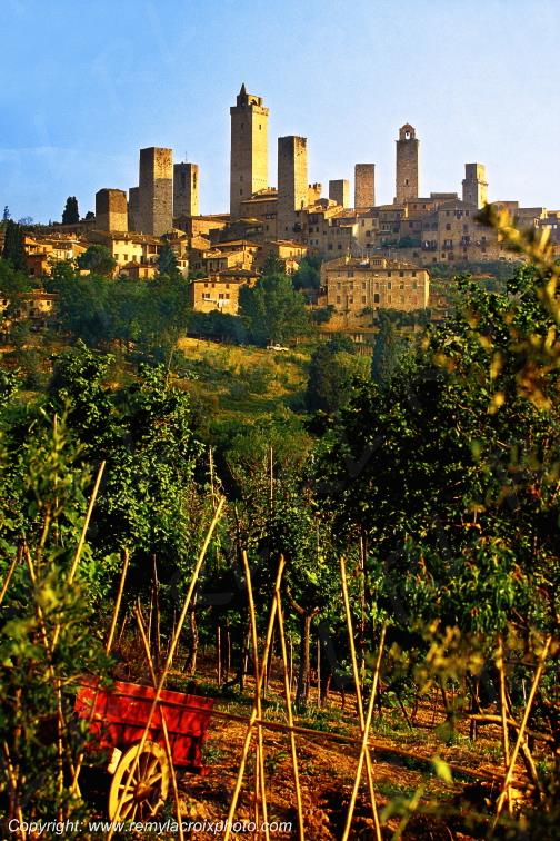 San Gimignano Crete Senesi Val d'Orcia Tuscany Italy Toscane Italie Toscana Italia www.remylacroixphoto.com