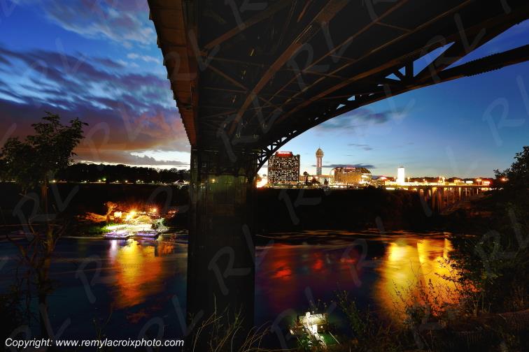 Niagara Falls New-York USA www.remylacroixphoto.com