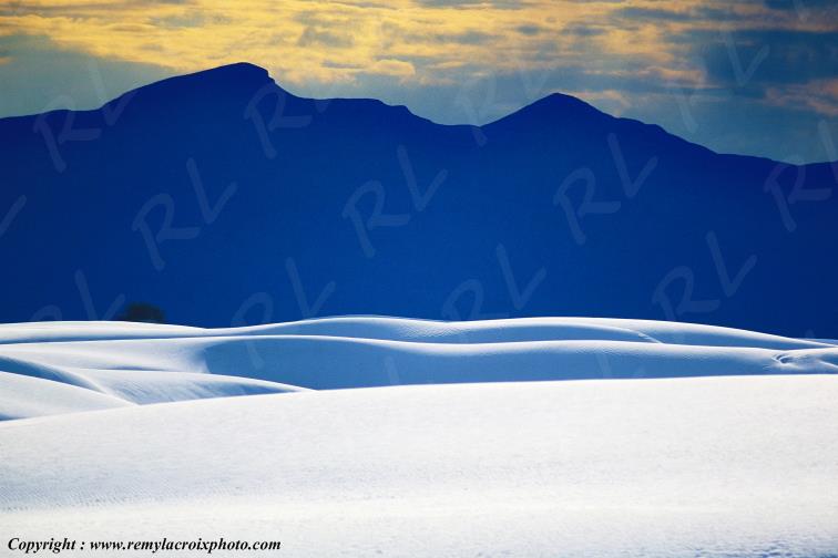 White Sands National Monument New-Mexico USA www.remylacroixphoto.com