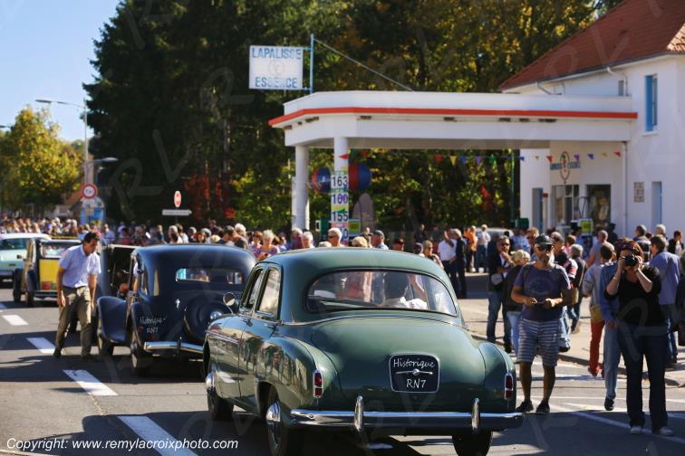 Renault Fr�gate Embouteillage de Lapalisse Route Nationale 7 Allier Auvergne Rh�ne-Alpes France www.remylacroixphoto.com