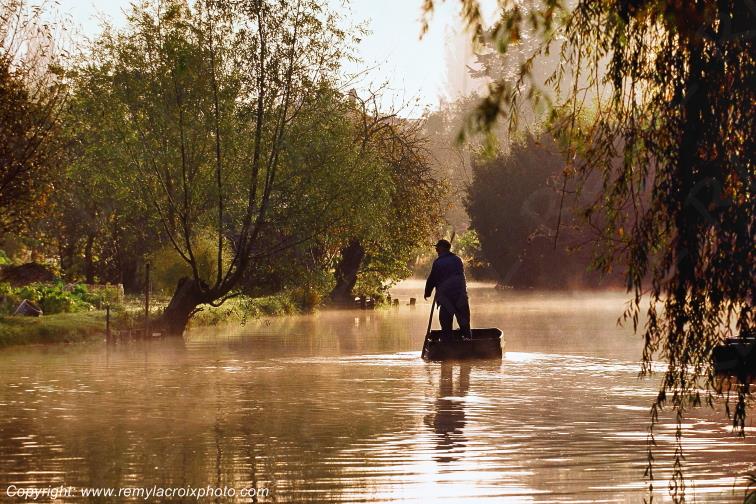 Marais de Bourges Plates Chalands Cher Berry Centre Val de Loire France www.remylacroixphoto.com