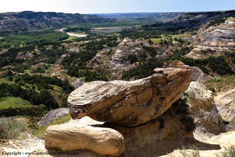 Theodore Roosevelt National Park North Dakota USA www.remylacroixphoto.com