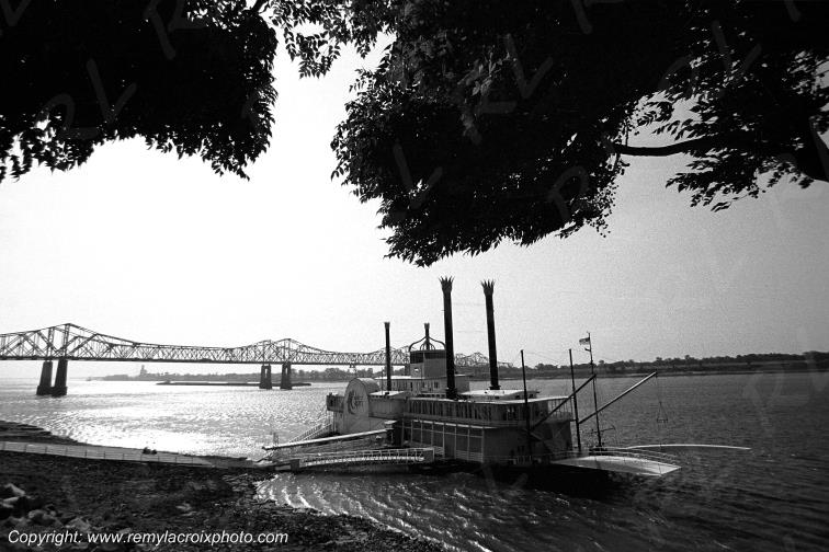 Mississippi River Natchez Steamboat Louisiane Louisiana USA www.remylacroixphoto.com