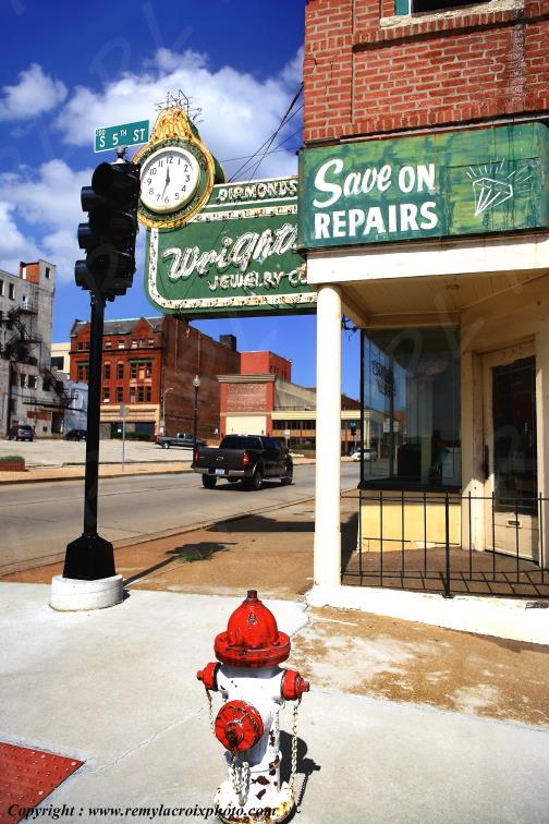 Saint Joseph Missouri USA www.remylacroixphoto.com