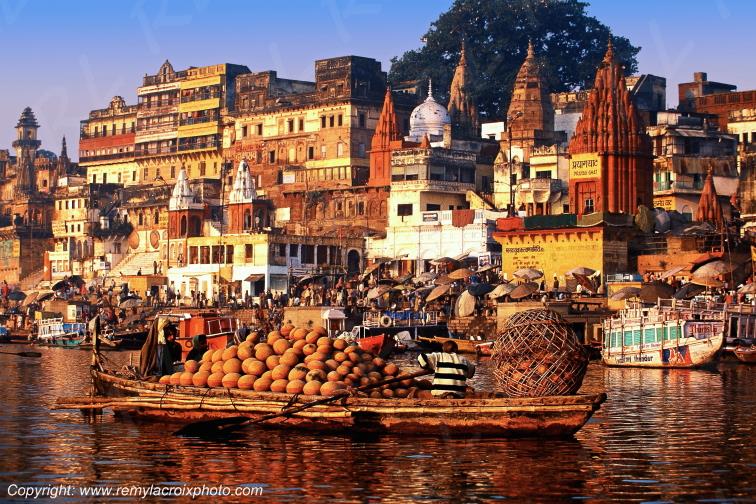 Gange Varanasi B�nar�s Uttar Pradesh India Inde www.remylacroixphoto.com