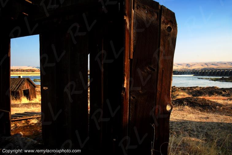 The Dalles Dam Fisher's Camp Columbia River Oregon USA www.remylacroixphoto.com