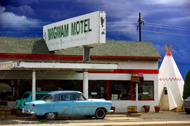 Wigwam Motel Holbrook Route 66 The Mother Road Ford Fordor 1952 Arizona USA www.remylacroixphoto.com