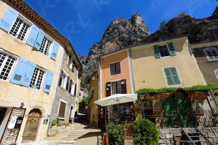 Moustiers Sainte Marie Alpes de Haute-Provence PACA France www.remylacroixphoto.com
