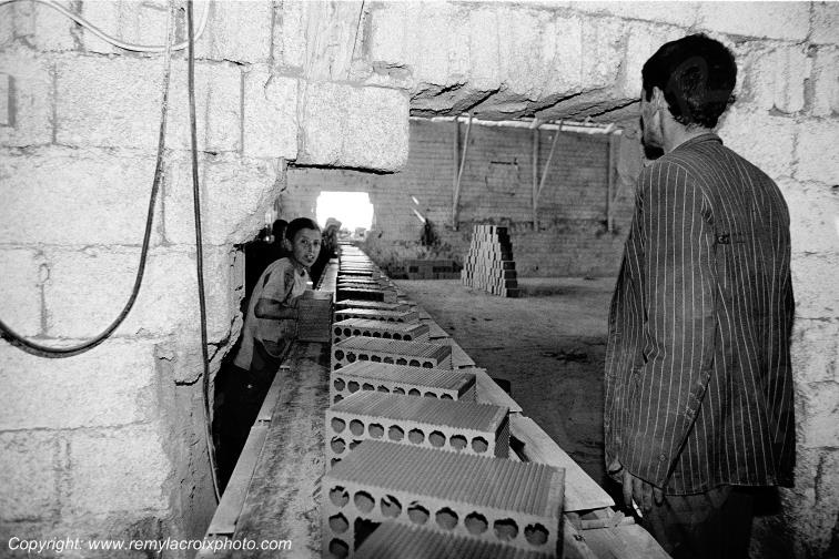 Enfants au travail sous l'œil du contrema�tre,Turquie