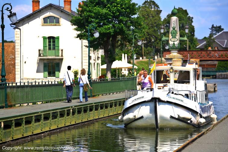 Pont-canal de Briare Loiret Centre Val de Loire France www.remylacroixphoto.com