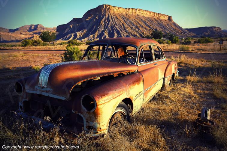 Thompson Springs Pontiac Star Chief 1950 wreck Utah USA www.remylacroixphoto.com