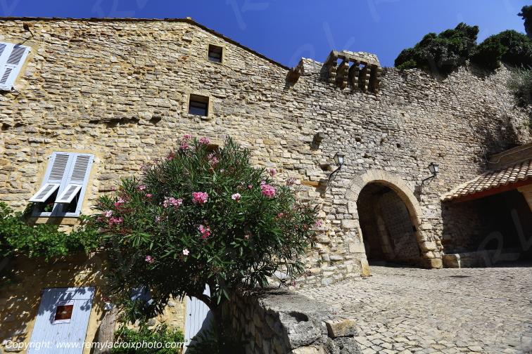 S�guret Lub�ron Vaucluse Provence Alpes C�te d'Azur PACA France www.remylacroixphoto.com