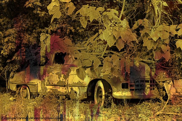 Cadillac 1949 wreck Osceola Arkansas USA www.remylacroixphoto.com