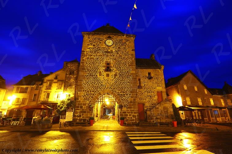 Mur de Barrez Aveyron Occitanie France www.remylacroixphoto.com