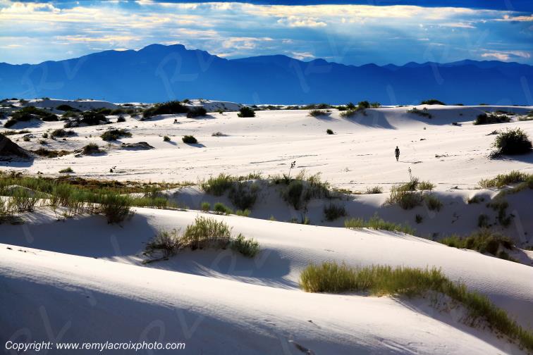 White Sands National Monument New-Mexico USA www.remylacroixphoto.com