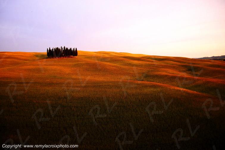 Crete Senesi Val d'Orcia Tuscany Italy Toscane Italie www.remylacroixphoto.com
