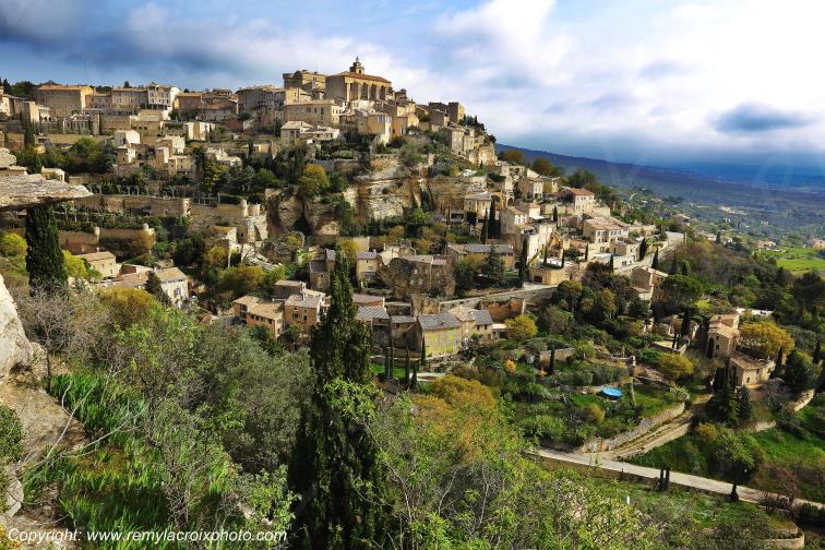 Gordes Lub�ron Vaucluse Provence Alpes C�te d'Azur PACA France www.remylacroixphoto.com