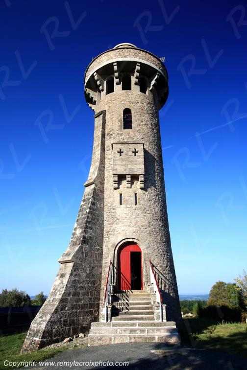 Tour Toulx Sainte Croix Creuse Limousin Nouvelle Aquitaine France www.remylacroixphoto.com