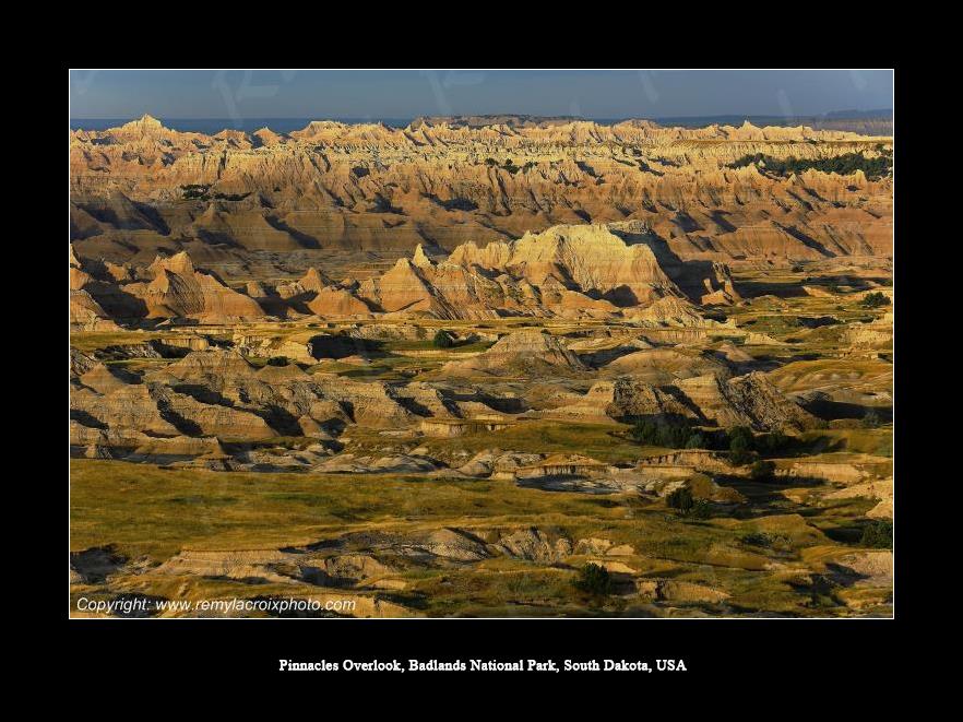 Pinnacles Overlook,Badlands Nat'l Park,South Dakota,USA
