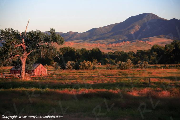 Cascade Rocky Mountains Montana USA www.remylacroixphoto.com #cascade #rockymountains #montana