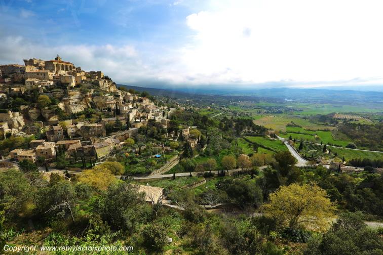 Gordes Lub�ron Vaucluse Provence Alpes C�te d'Azur PACA France www.remylacroixphoto.com