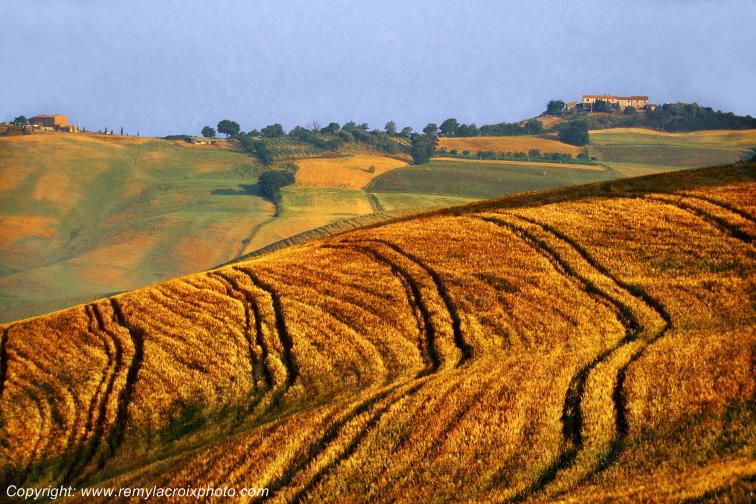 Crete Senesi Val d'Orcia Tuscany Italy Toscane Italie www.remylacroixphoto.com