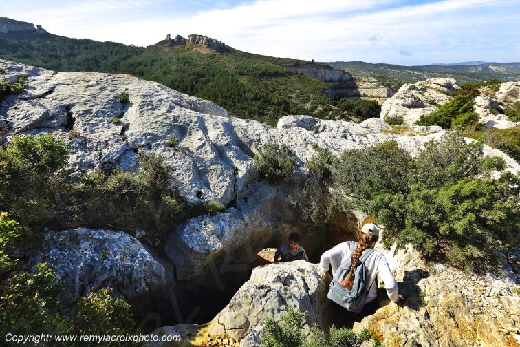 Route des Cr�tes Pont naturel Bouches du Rh�ne Provence Alpes C�te d'Azur France www.remylacroixphoto.com