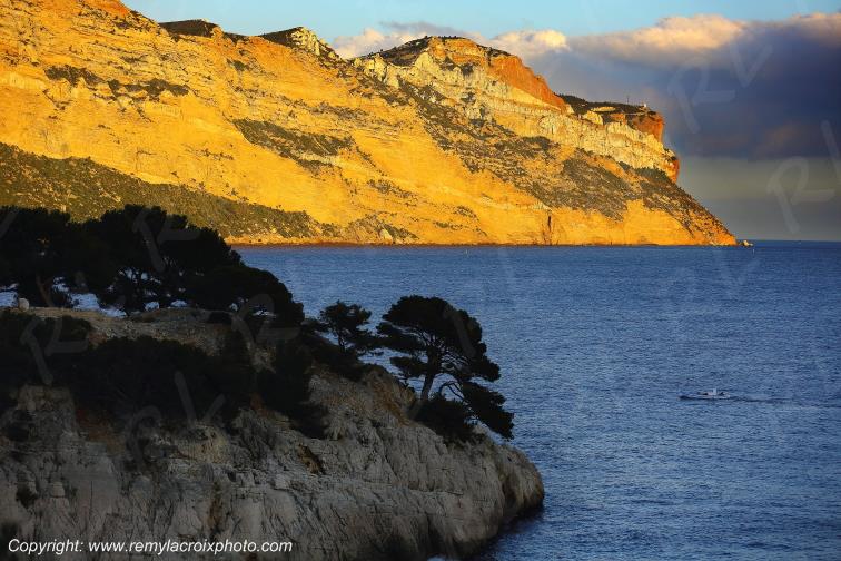 Cap Canaille Calanque de Port-Miou Cassis Bouches du Rh�ne Provence Alpes C�te d'Azur France www.remylacroixphoto.com
