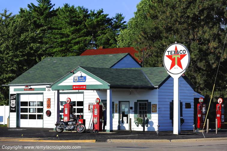 Dwight Route 66 The Ambler Becker Texaco Station Illinois USA www.remylacroixphoto.com