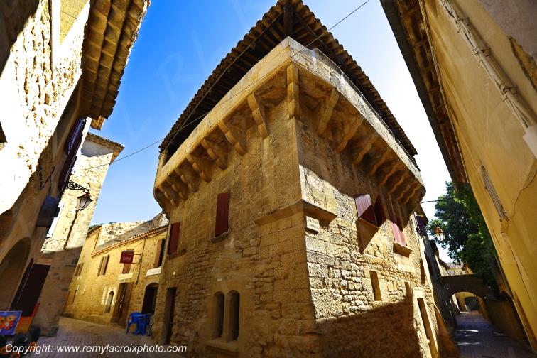 Castillon du Gard Occitanie Languedoc Roussillon France www.remylacroixphoto.com