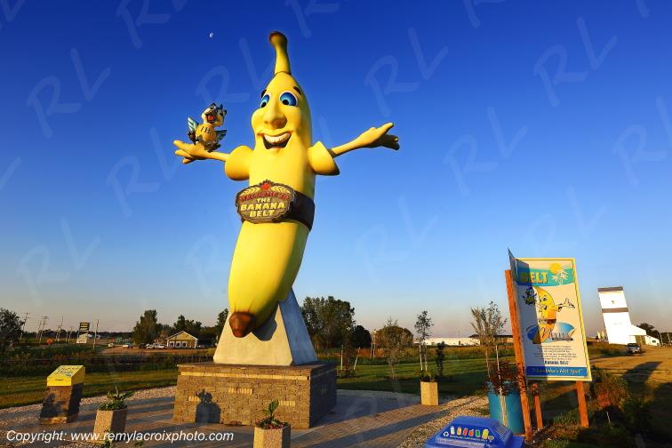 Melita Sunny The Banana Belt Manitoba Great Plains Canada www.remylacroixphoto.com
