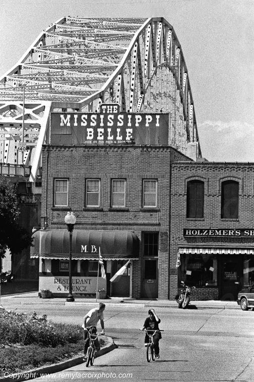 Mississippi River Hasting Minnesota USA www.remylacroixphoto.com