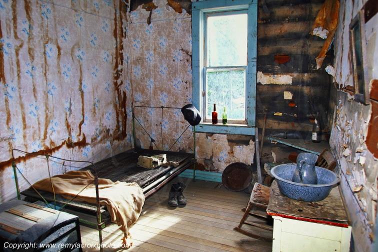 Garnet Ghost Town Rocky Mountains Montana USA www.remylacroixphoto.com #garnet #montana #ghosttown