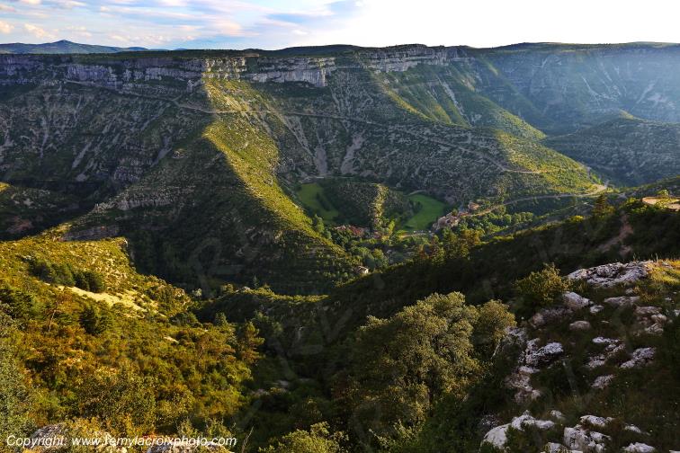 Cirque de Navacelles rive Nord Blandas Gard Occitanie Languedoc Roussillon France www.remylacroixphoto.com