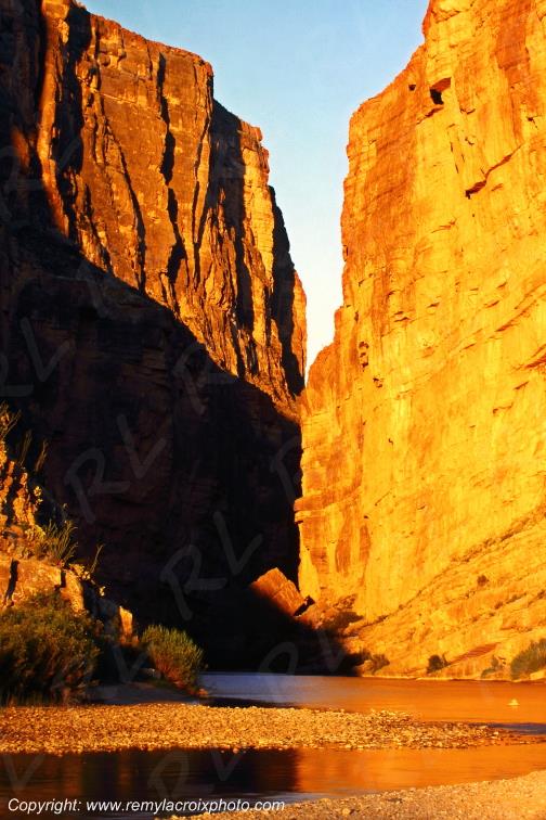Santa Elena Canyon Rio Grande Big Bend National Park Texas USA www.remylacroixphoto.com